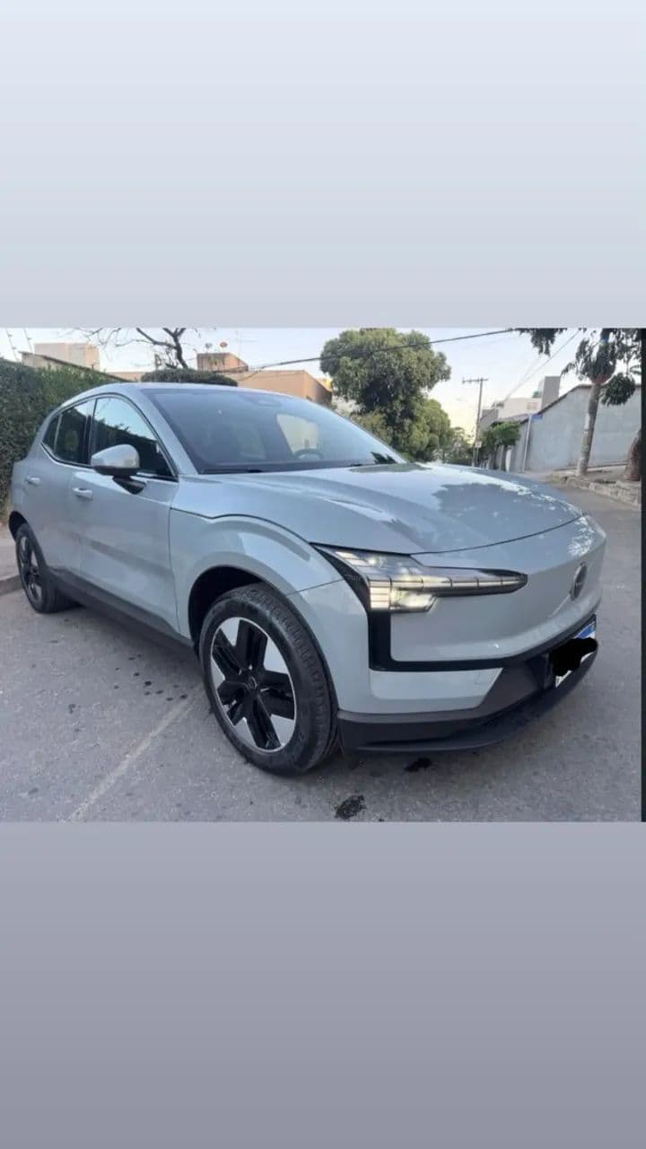 Volvo EX30 E60 Core (elétrico) 2024