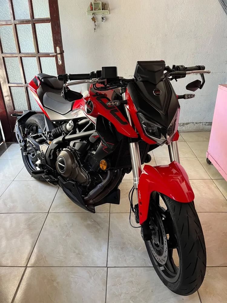 SBM 400ss novíssima 