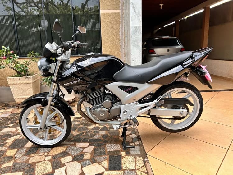 Honda CBX Twister 250 cc