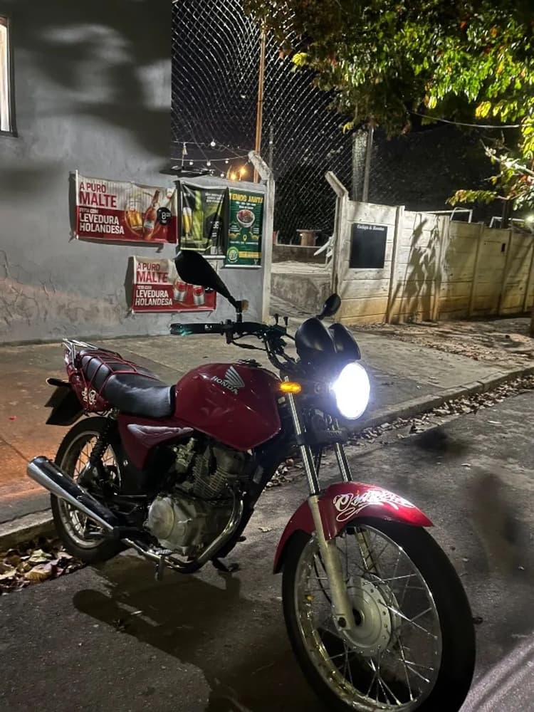 TITAN 150 ES 2008