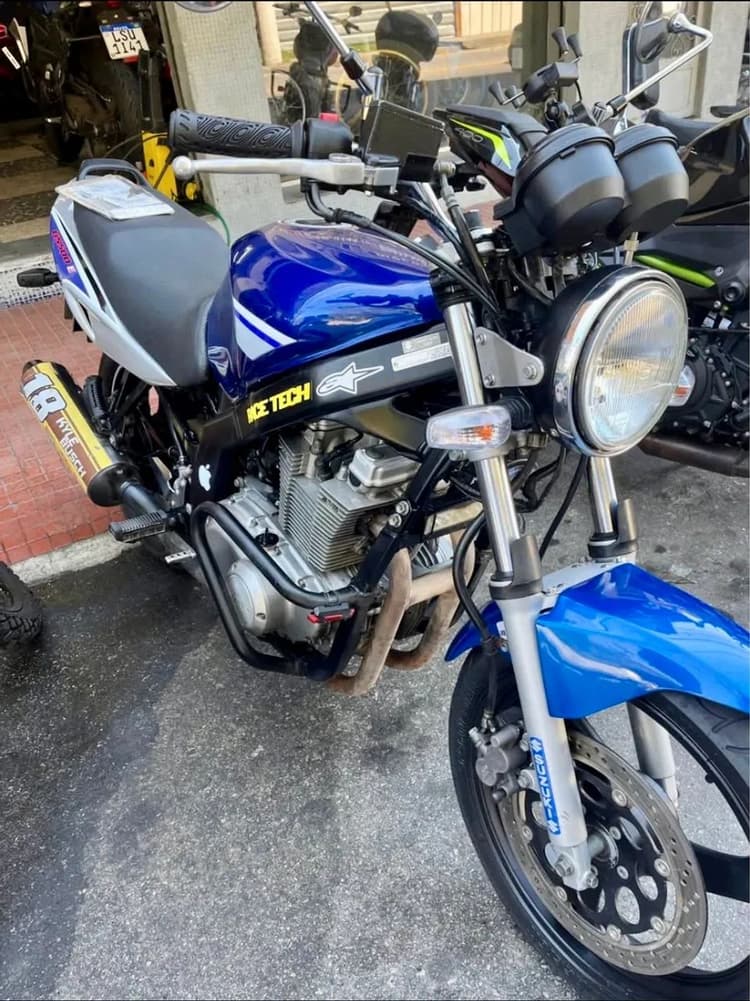 Suzuki GS 500 E 