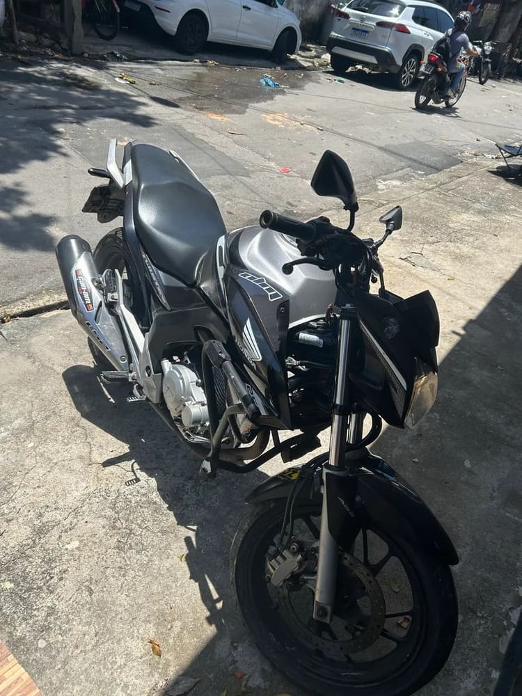 Honda cb twister 