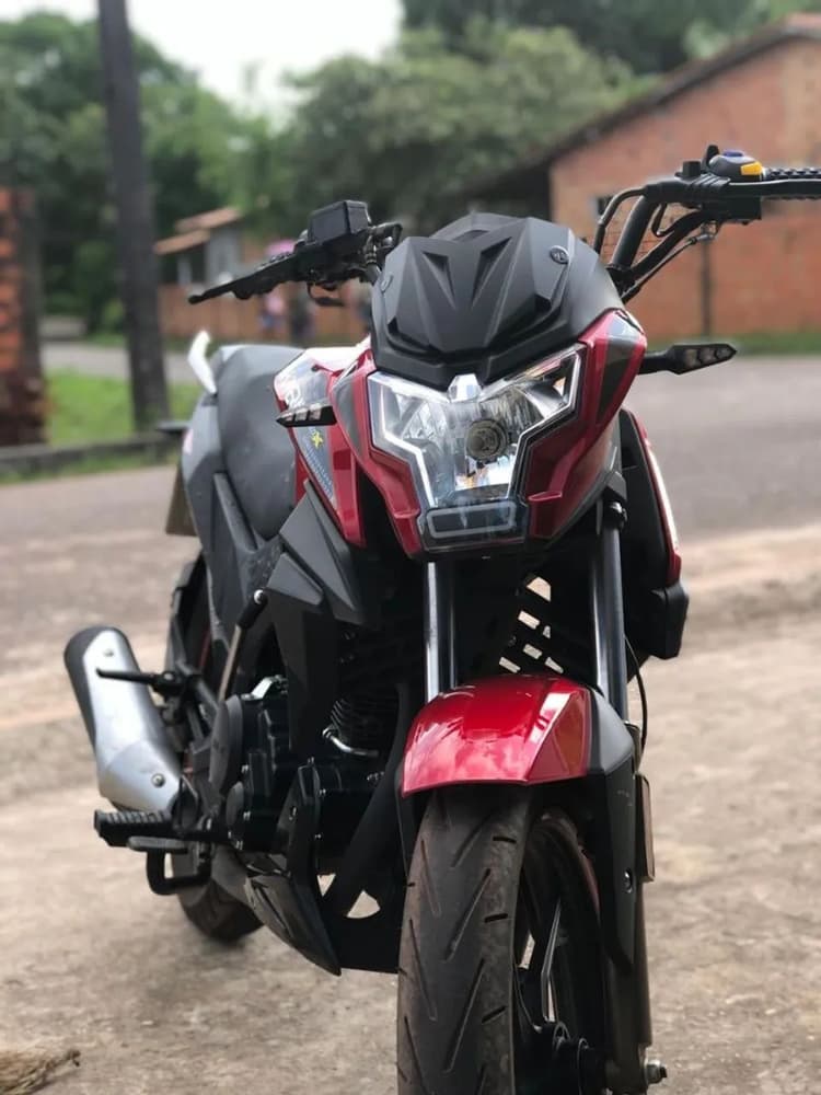 Vendo uma moto