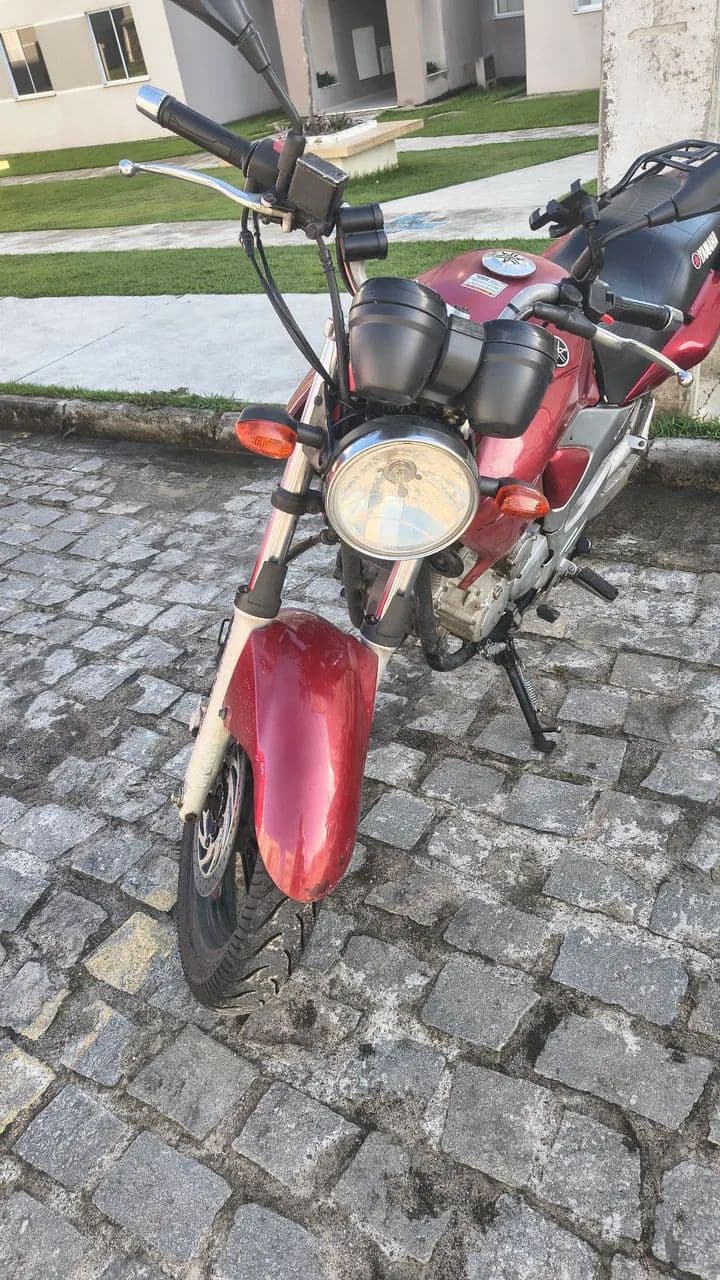 Fazer 2007 bem cuidada