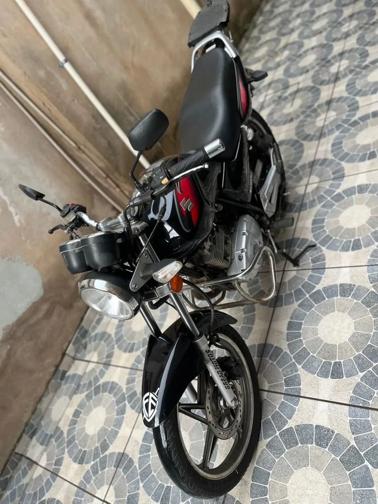 Suzuki 