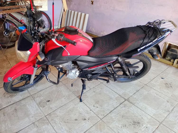 Moto inteira , só pegar e anda