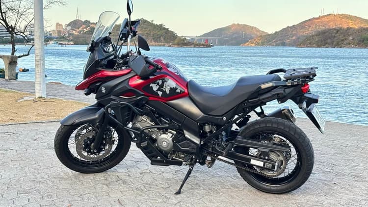 Suzuki V-Stron 650 xt