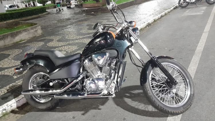 Shadow 600