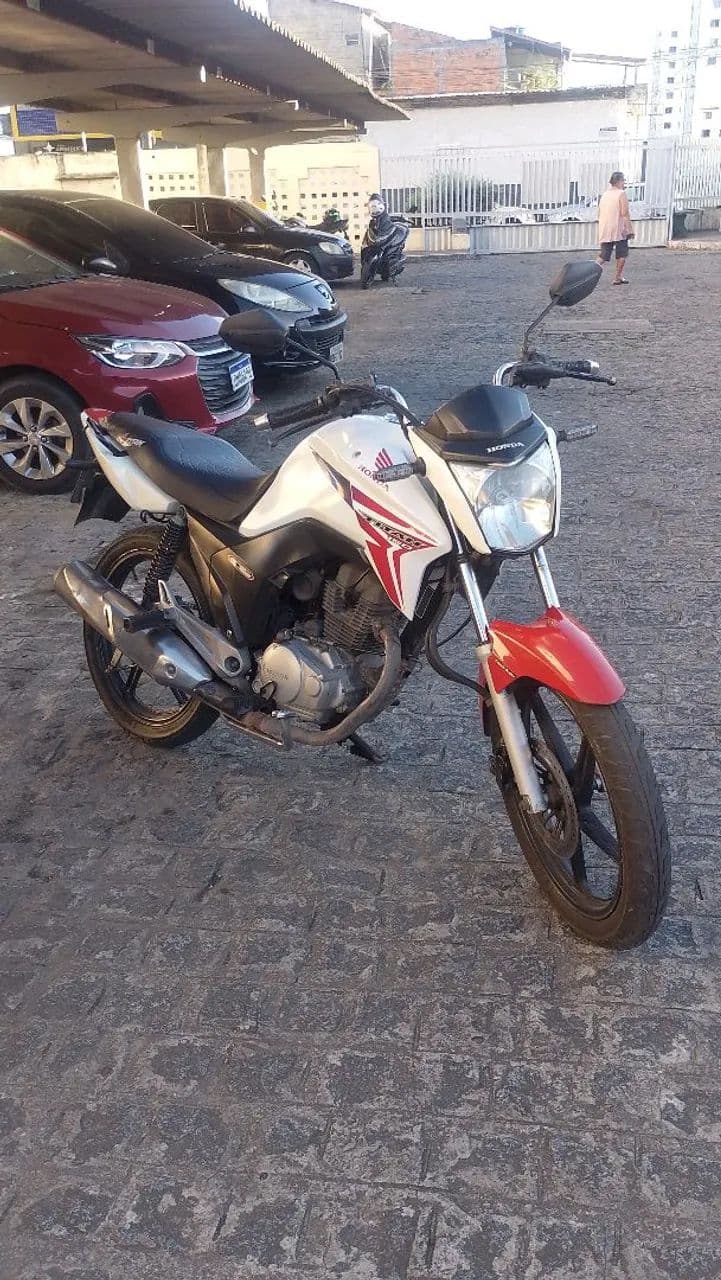 Titan 150