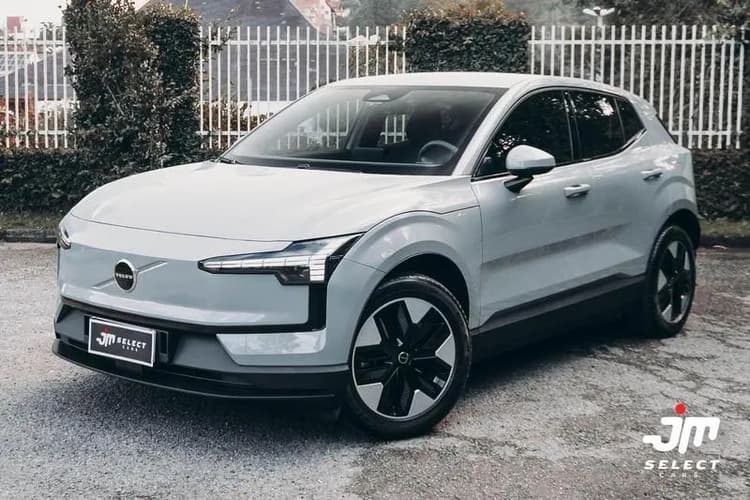 Volvo EX30 E40 Core (elétrico) 2024