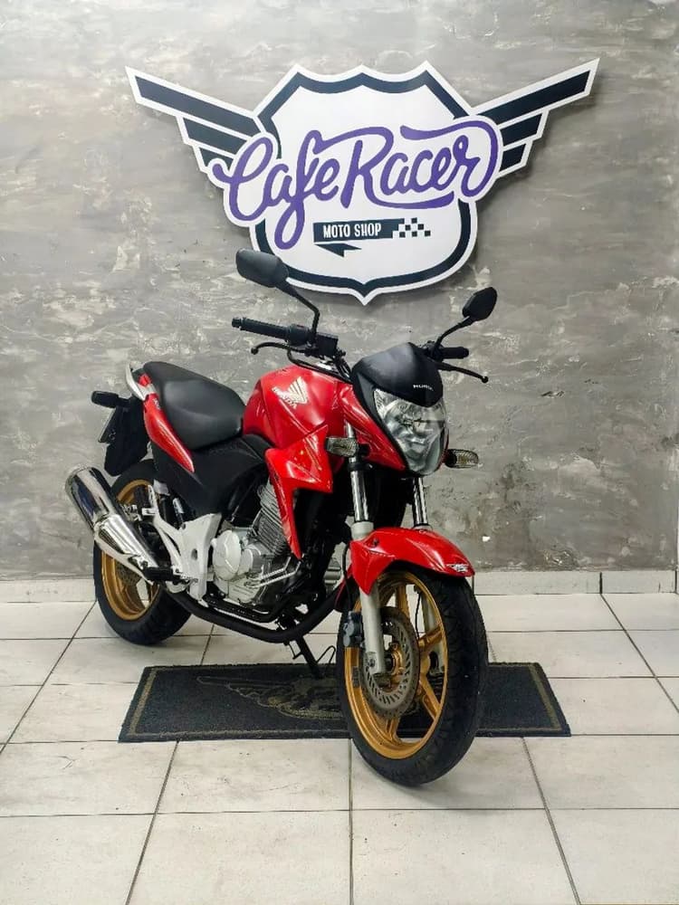 CB 300R 2014 A baixo da FIPE