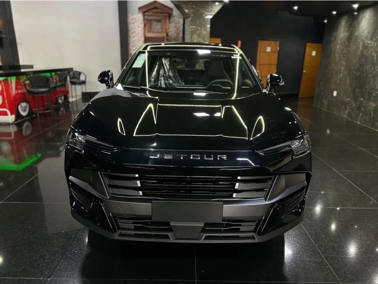 Jetour S06 Advance 2027