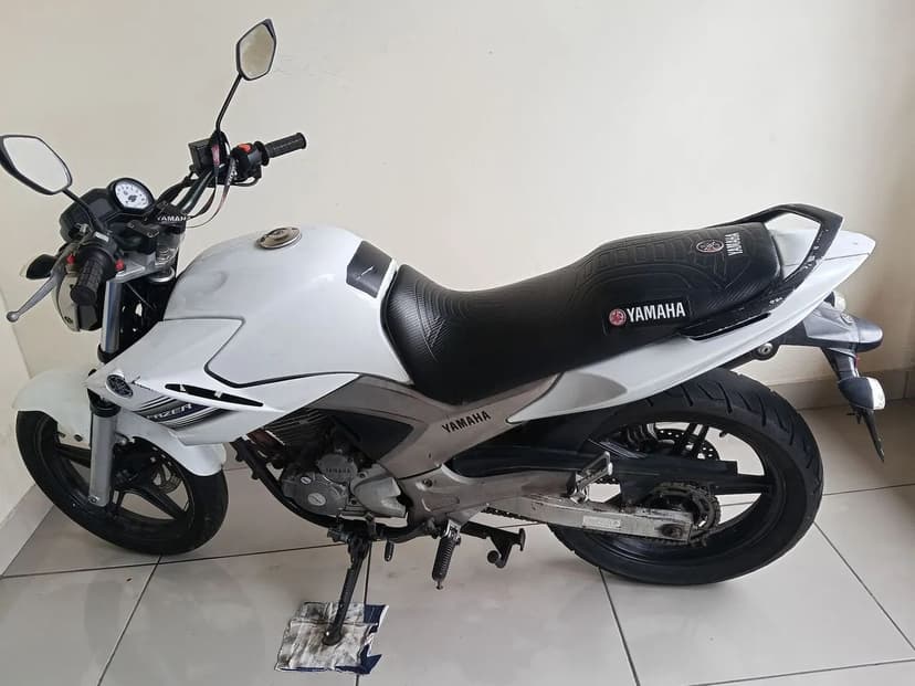 Fazer 250