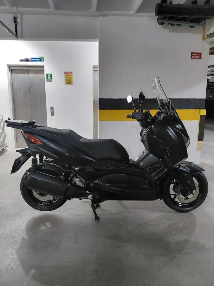 Yamaha Xmax 250