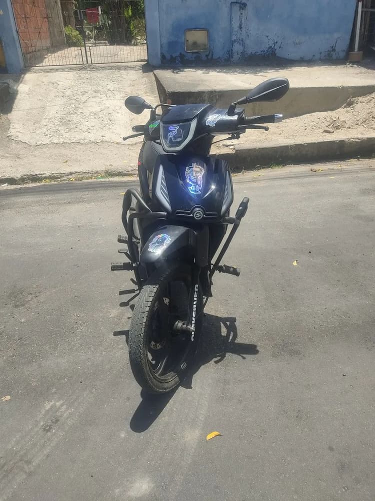 Vendo Shineray Phoenix 50cc emplacada 