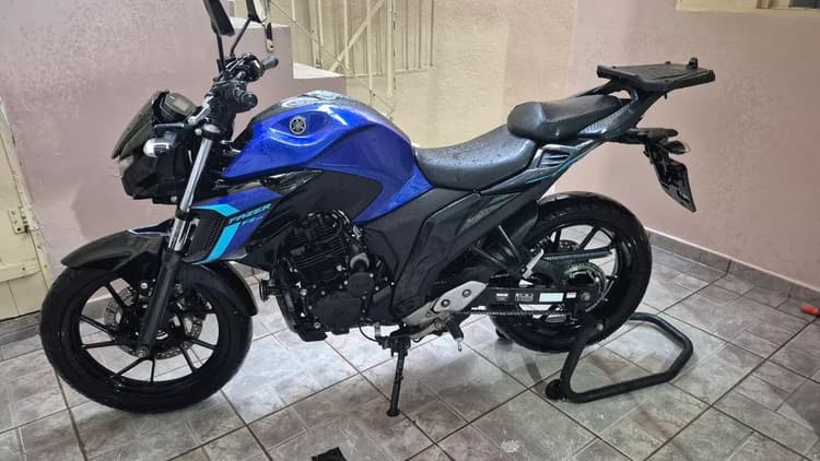 YAMAHA FZ25 ABS 2024 - Baixa km