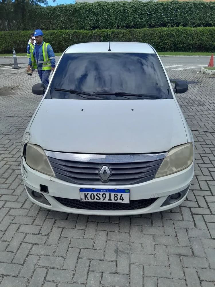 Renault Logan Expression Hi-flex 1.6 8V 4P 2012