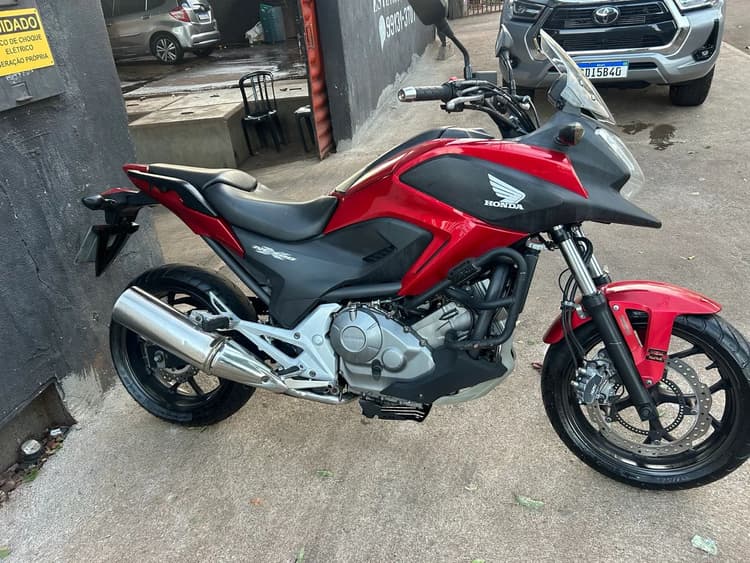 Nc 700x completa conservada 