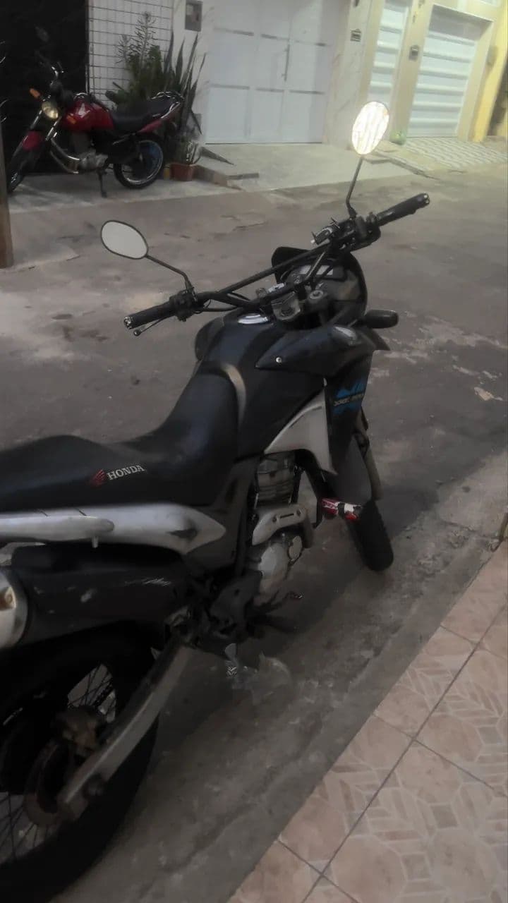 Vendo xre 300
