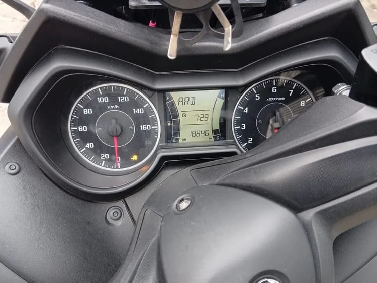 Yamaha Xmax 2024 NOVAAA