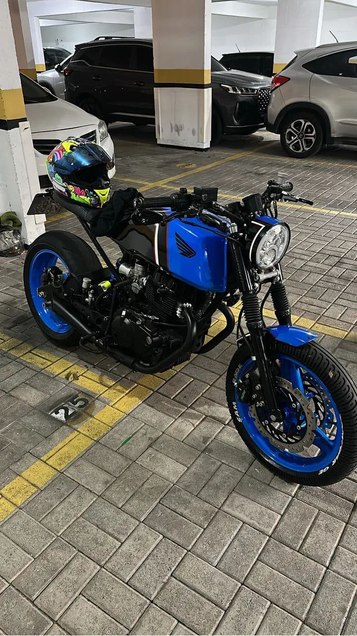 Cb400