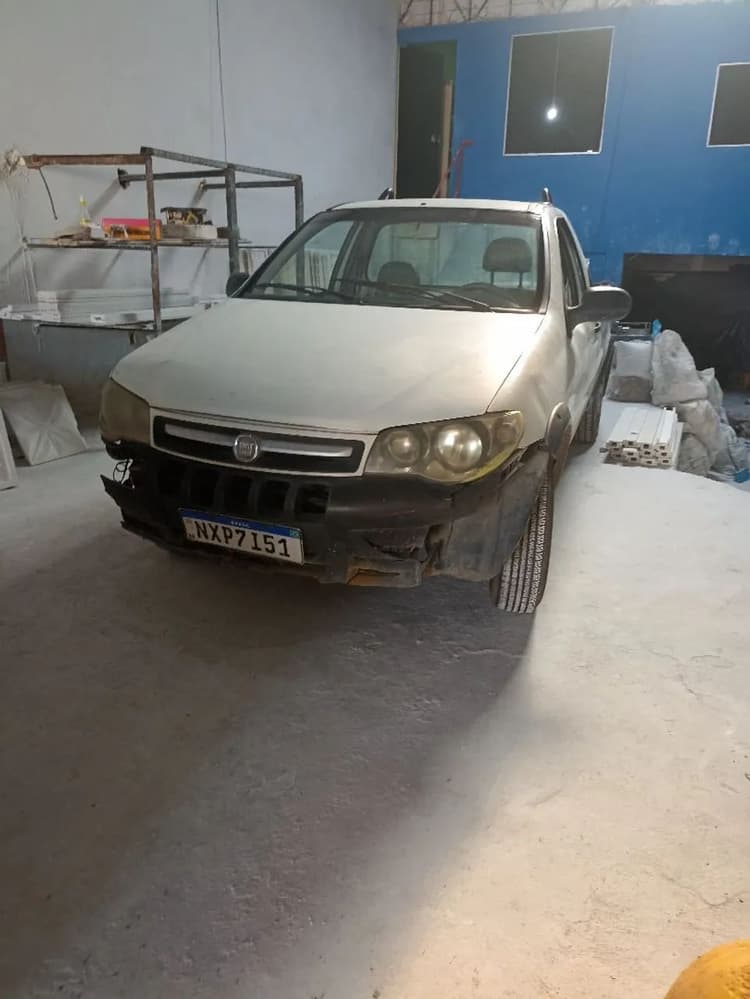 Fiat Strada 1.4 MPI Fire Flex 8V CS 2012