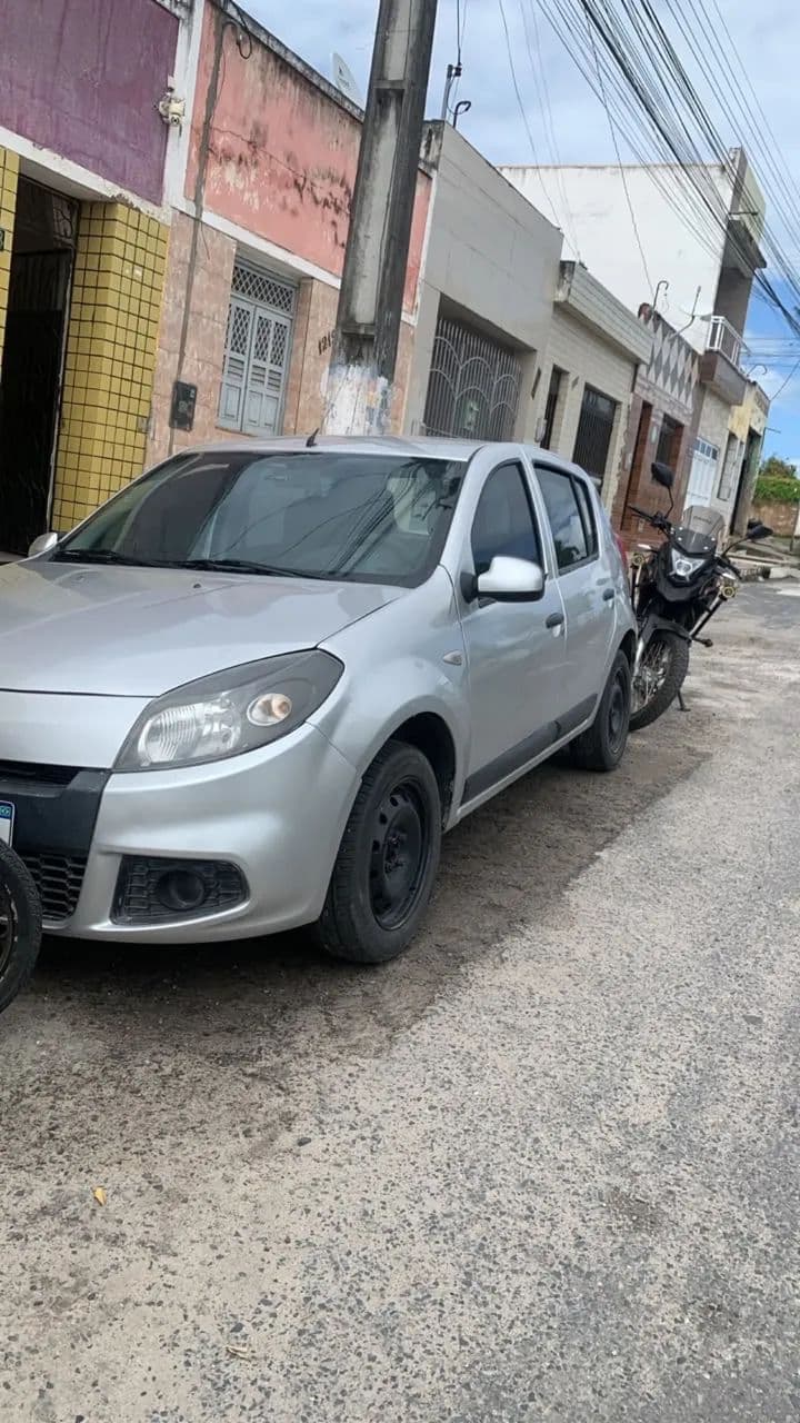 Renault Sandero Expression Hi-flex 1.6 8V 5P 2012