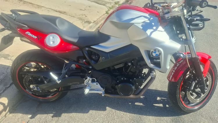 BMW F800