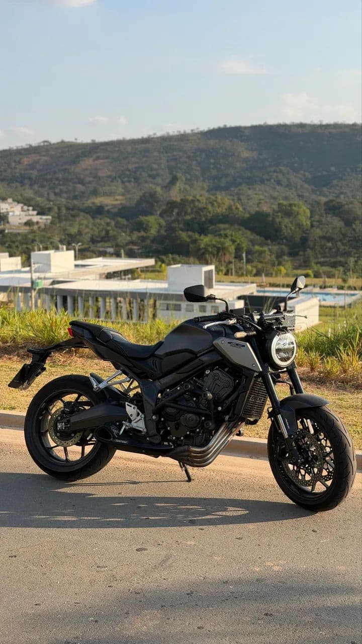 CB 650 R 2024