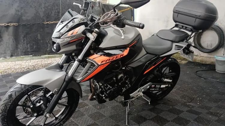Fazer 250 novíssima 