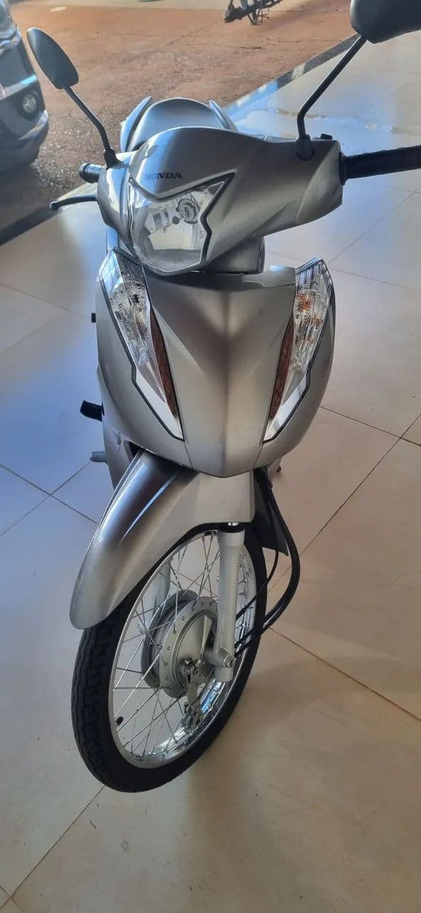 Biz muito nova