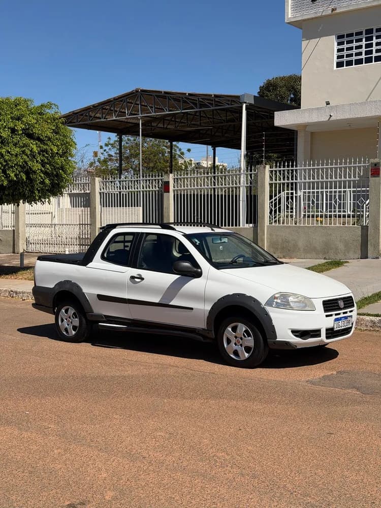 Fiat Strada Working Celeb.1.4 Fire Flex 8V CD 2013