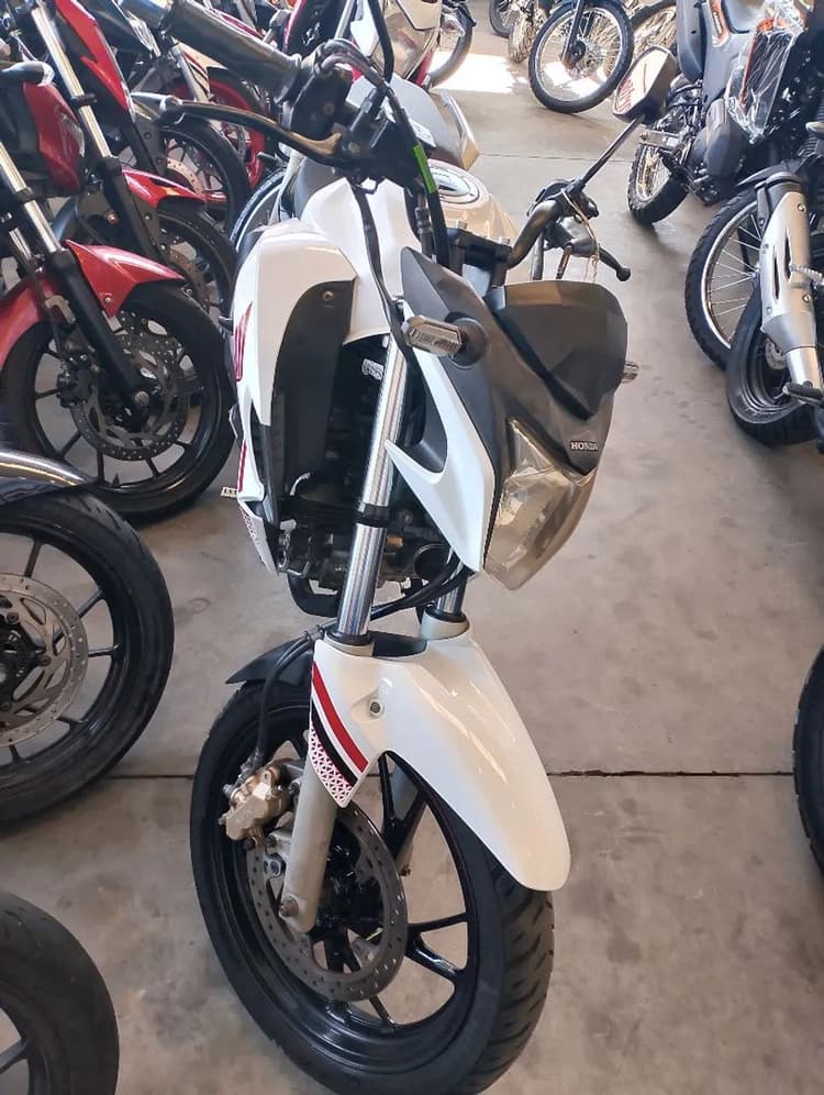 HONDA CB250 2022