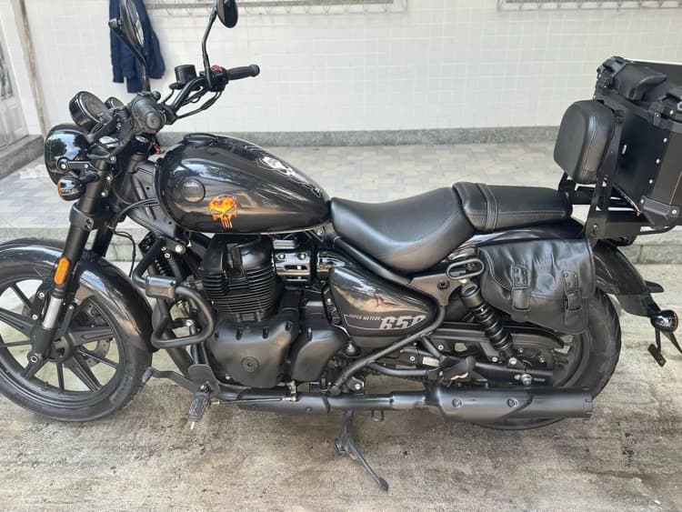 Super Meteor 650 Customizada
