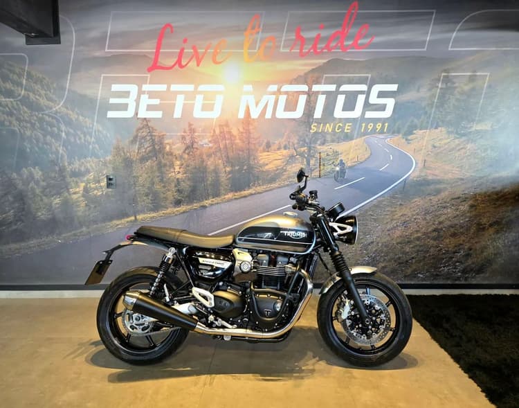 TRIUMPH SPEED TWIN 