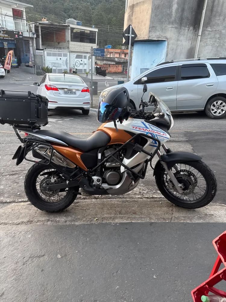  Transalp 700 