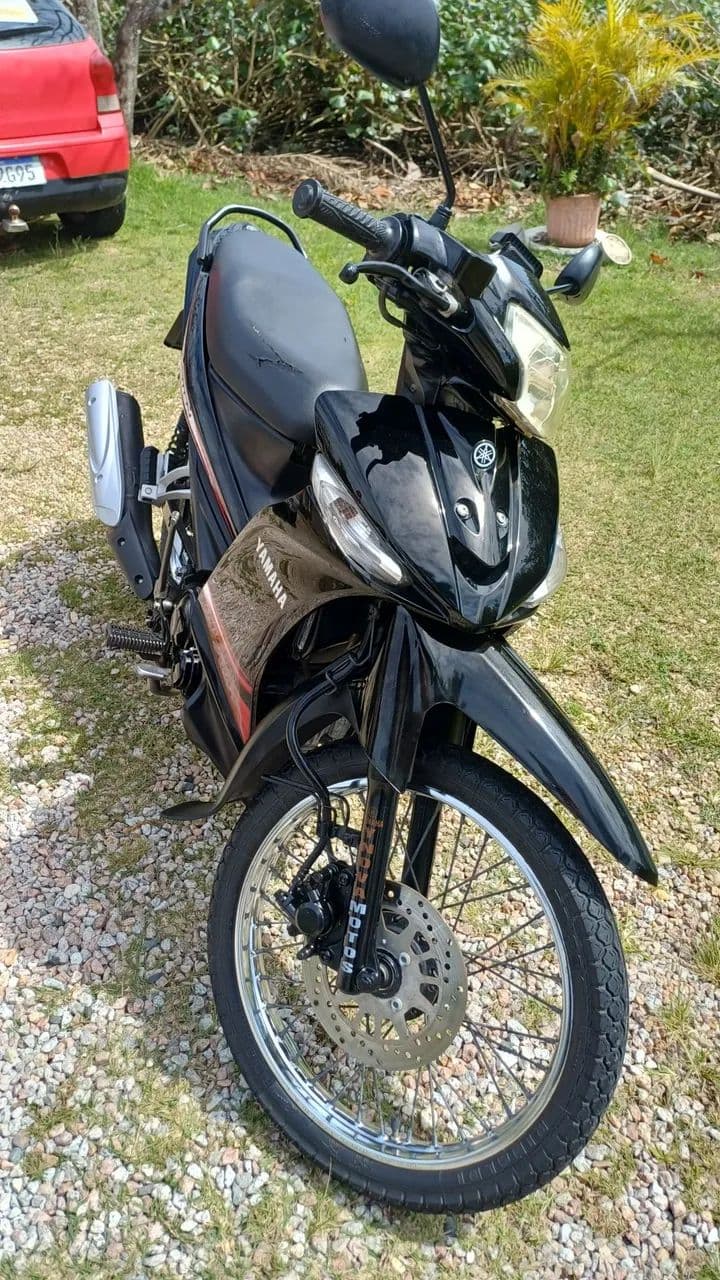 Yamaha Cripton 115 partida e Freio a Disco 