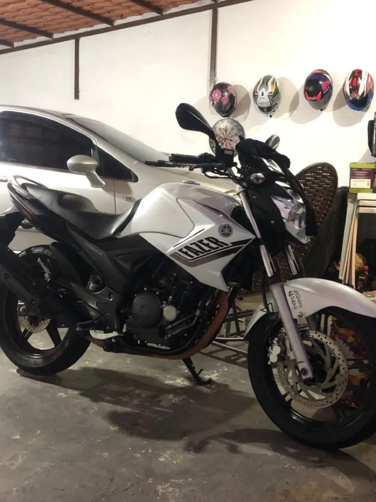Fazer blueflex 2015 250 a venda ou troca com volta