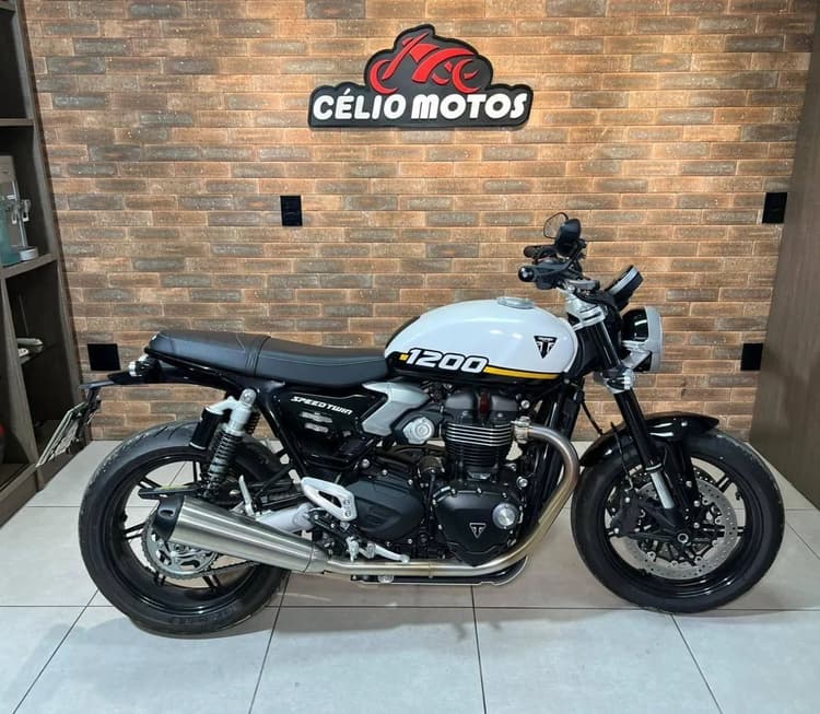 TRIUMPH SPEED TWIN 1200 2025