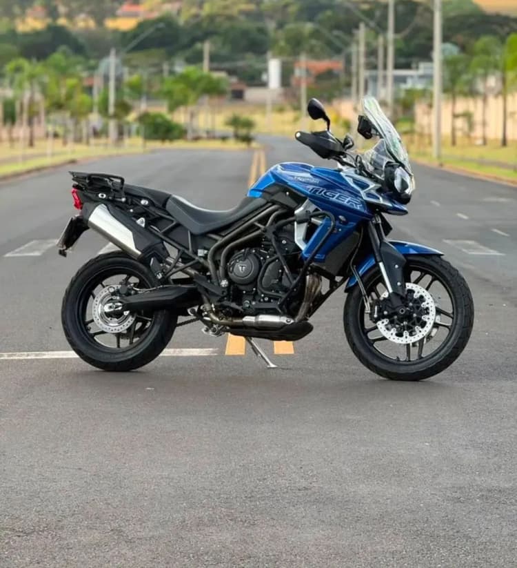 TRIUMPH TIGER 800 XRX - OPORTUNIDADE!