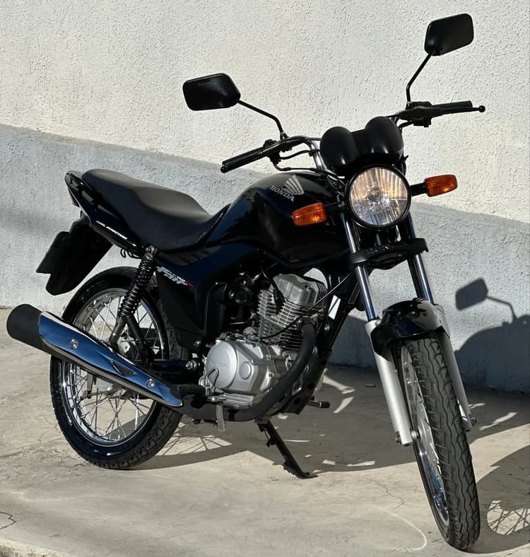 Cg fan 150 esi até 18x no cartão consulte taxas
