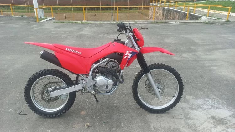 CRF 250 cc , honda , nova sem detalhe. 79 99965 1649 