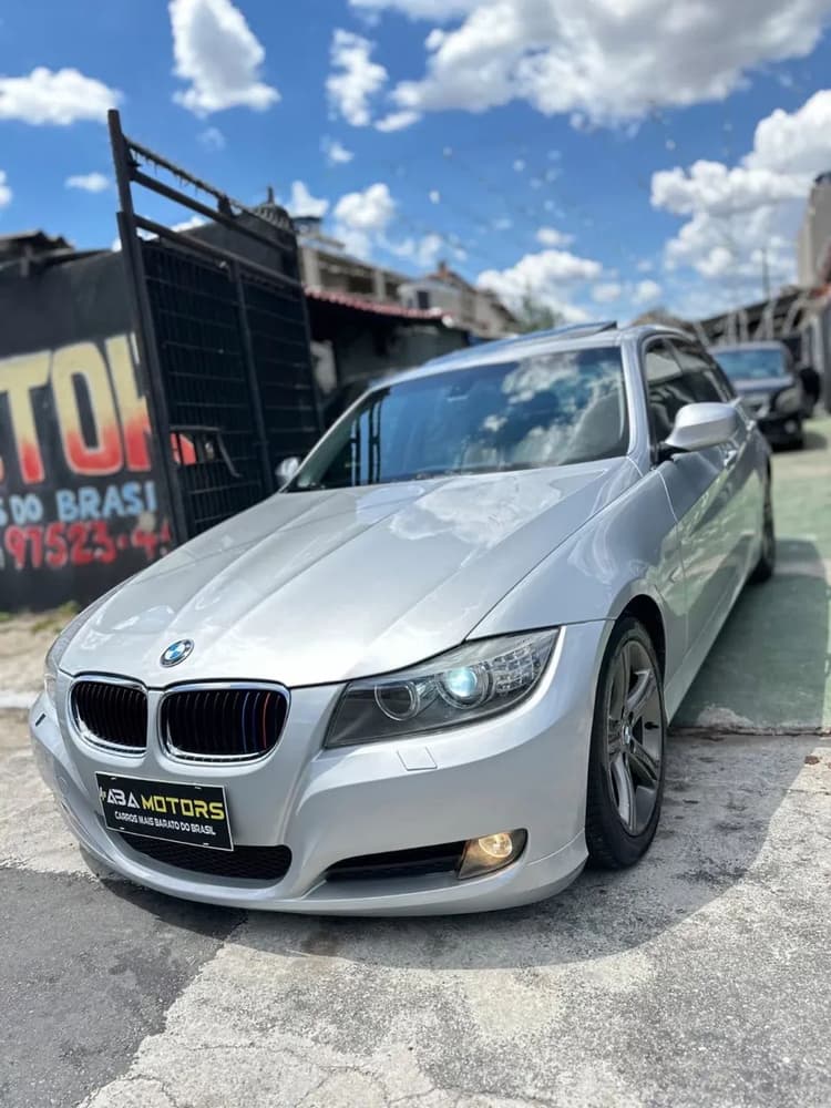 BMW 320I A 2010