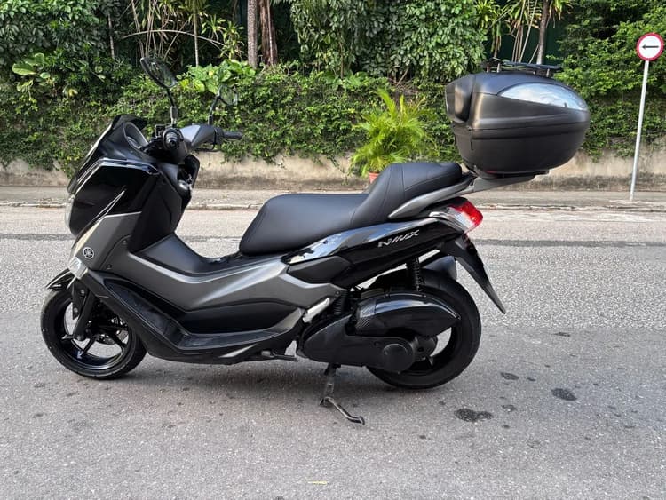 Nmax 2020 + baú 46l