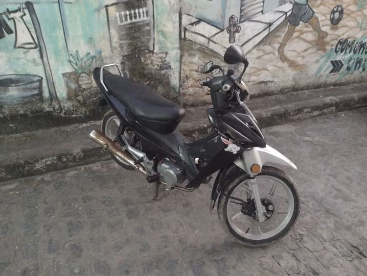 VENDE-SE UMA SHINERAY 