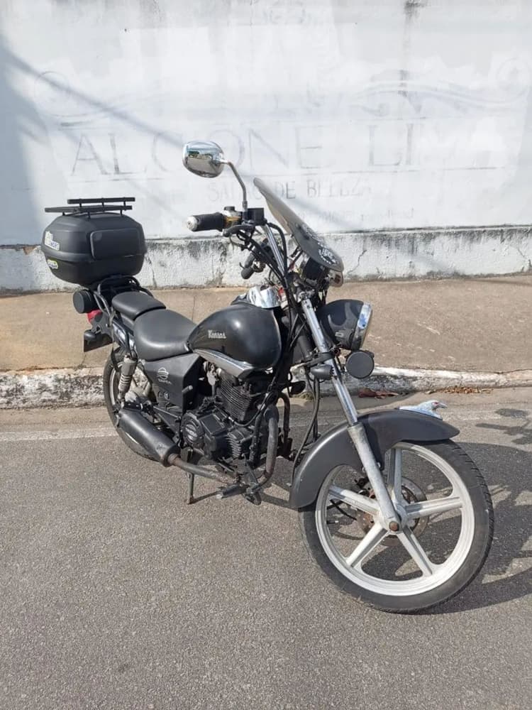Dafra Kansas 150