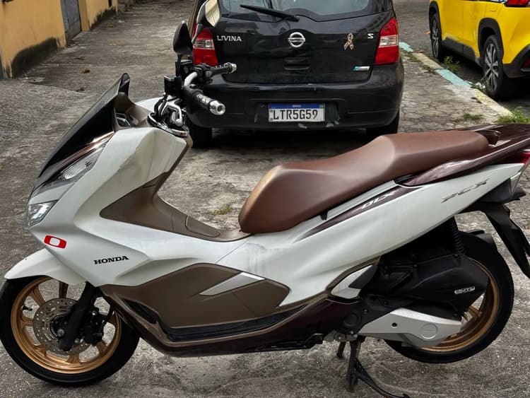 MOTO PCX 