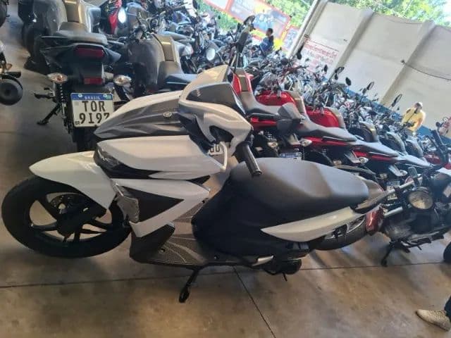Yamaha Neo 2018