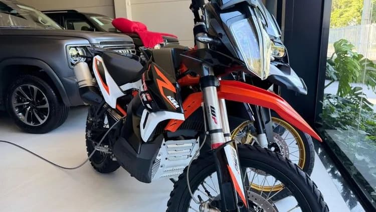 KTM AVENTURE R PRÓ 890 CC - ÚNICO DONO !