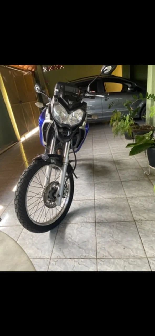Tenere 250 